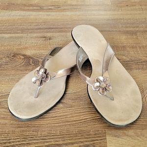 What's What Aerosoles women's sandals Size 8.5